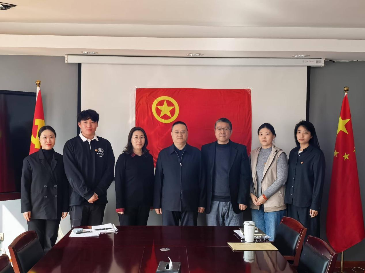 职业经理研究中心团支部完成换届工作